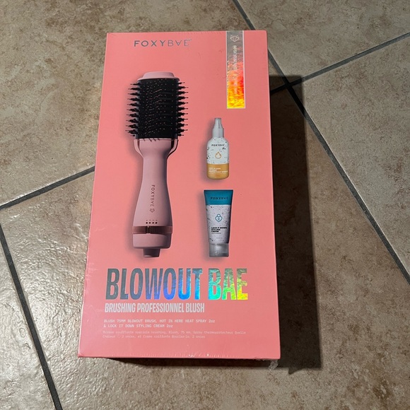 foxybae Other - Foxybabe Blowout Bae Brushing Professional Blush Set